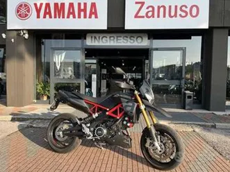 aprilia dorsoduro 900