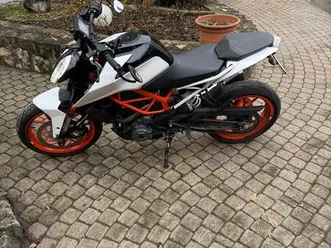 ktm duke 390