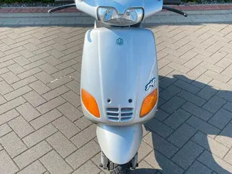 zip piaggio