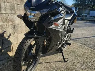 honda cbr125r negociável coimbra (sé nova, santa cruz, almedina e são bartolomeu)