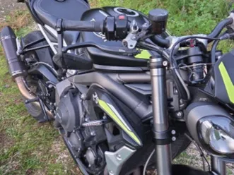 triumph street triple 765 rs