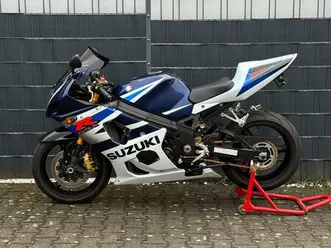 suzuki-gsxr-1000-k4