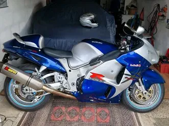 suzuki hayabusa mit kompletten neuen 4in1 akrapovic auspuff.top