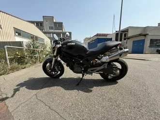 ducati monster 696 – 2009 – 25’000 km – termignoni – zurigo