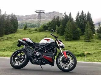 ducati streetfighter 848