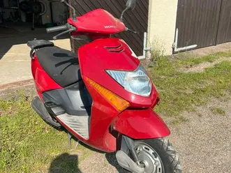 honda lead 100 roller (gedrosselt auf 50 ccm)
