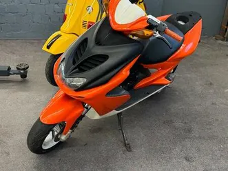 mbk nitro / yamaha aerox mit viel zubehör