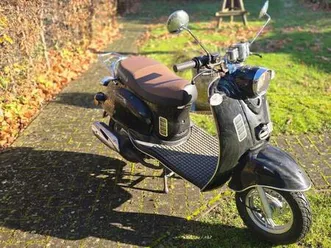 easy cruiser retro motorroller sehr wenig km top zustand