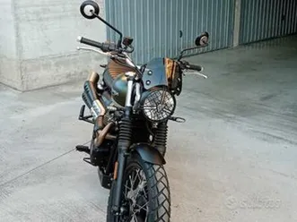 triumph street scrambler - 2021