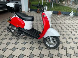 roller retro 50, 45 km/h, 4 takt im tollem zustand.