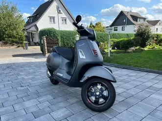 vespa gts 300 super