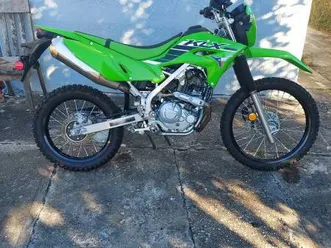 2025 / 230 klx legal street & dirt w/lights ( obo )