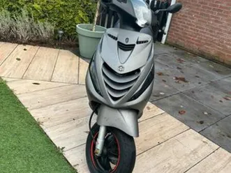 zip 4t 50cc (2020) snor opknapper — scooters | piaggio — marktplaats