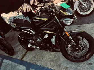 triumph street triple rs 2020