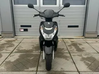 peugeot kisbee black edition snor 2019 — scooters | peugeot — marktplaats