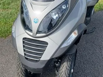 piaggio mp3 125