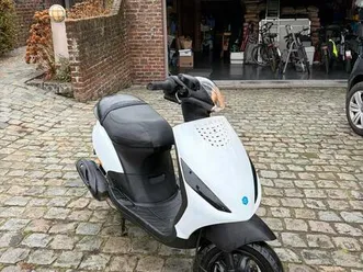 ② piaggio zip b klasse