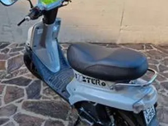 mbk booster 50 - 2012