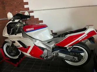yamaha fzr 1000