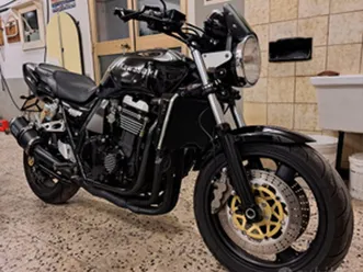 kawasaki zrx 1100 asi