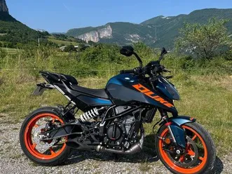 ktm duke 125
