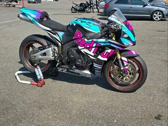 cbr600rr honda pc40