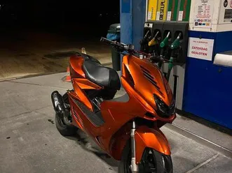 ② yamaha aerox 70 cc