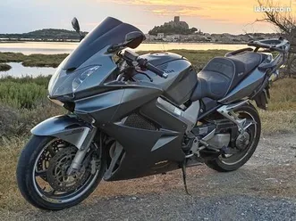 honda vfr 800 vtec
