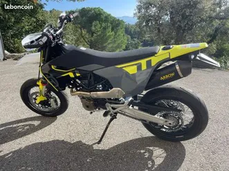 husqvarna 701 supermoto