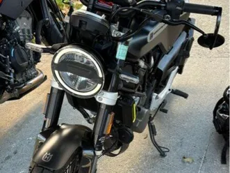 moto husqvarna svartpilen 125