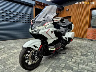 honda gold wing tour dct