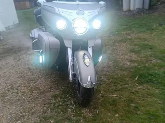 indian chieftain dark horse