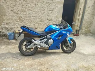 moto kawazaki er6-f a2 ou a