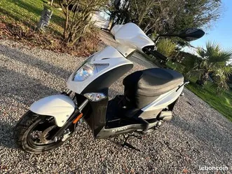 magnifique kymco agility 50