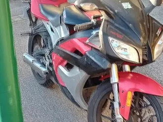 peugeot xr7 50 cc annee 12/2009 29361 kms 800euro