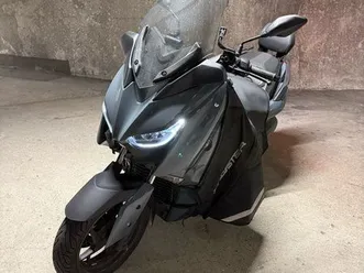 yamaha xmax 125 – 2018 – gris nardo – excellent état