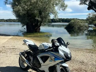 suzuki gsxr 600