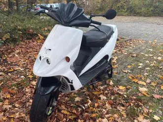 malaguti f12 motorroller