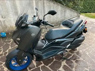 smax 300 giugno 2025