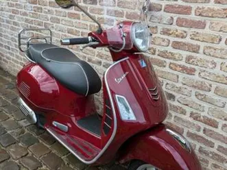 vespa piaggio gts 125 in top conditie uit 2017 — scooters | vespa — marktplaats