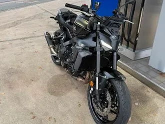 ② yamaha mt-09 te koop – full power – slechts 550 km