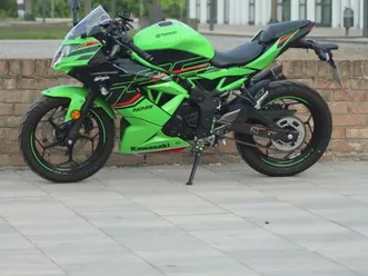 kawasaki ninja 125