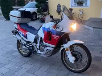 africa twin 750 rd04