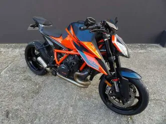 ktm 1290 super duke r