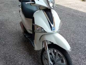 scooter piaggio liberty 150 cc