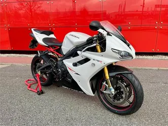 triumph-daytona-675-r-arrow-auspuff-quickshifter