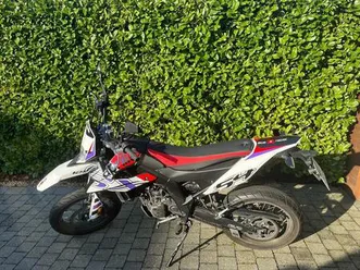 aprilia sx 125 garagengepflegt