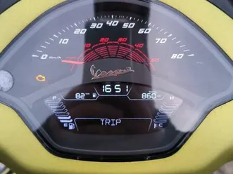 vespa sprint 50 s mattgrün/gold euro 5