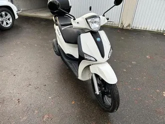 piaggio liberty 50s weiß mit topcase