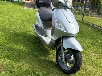 motorroller piaggio tempi fly